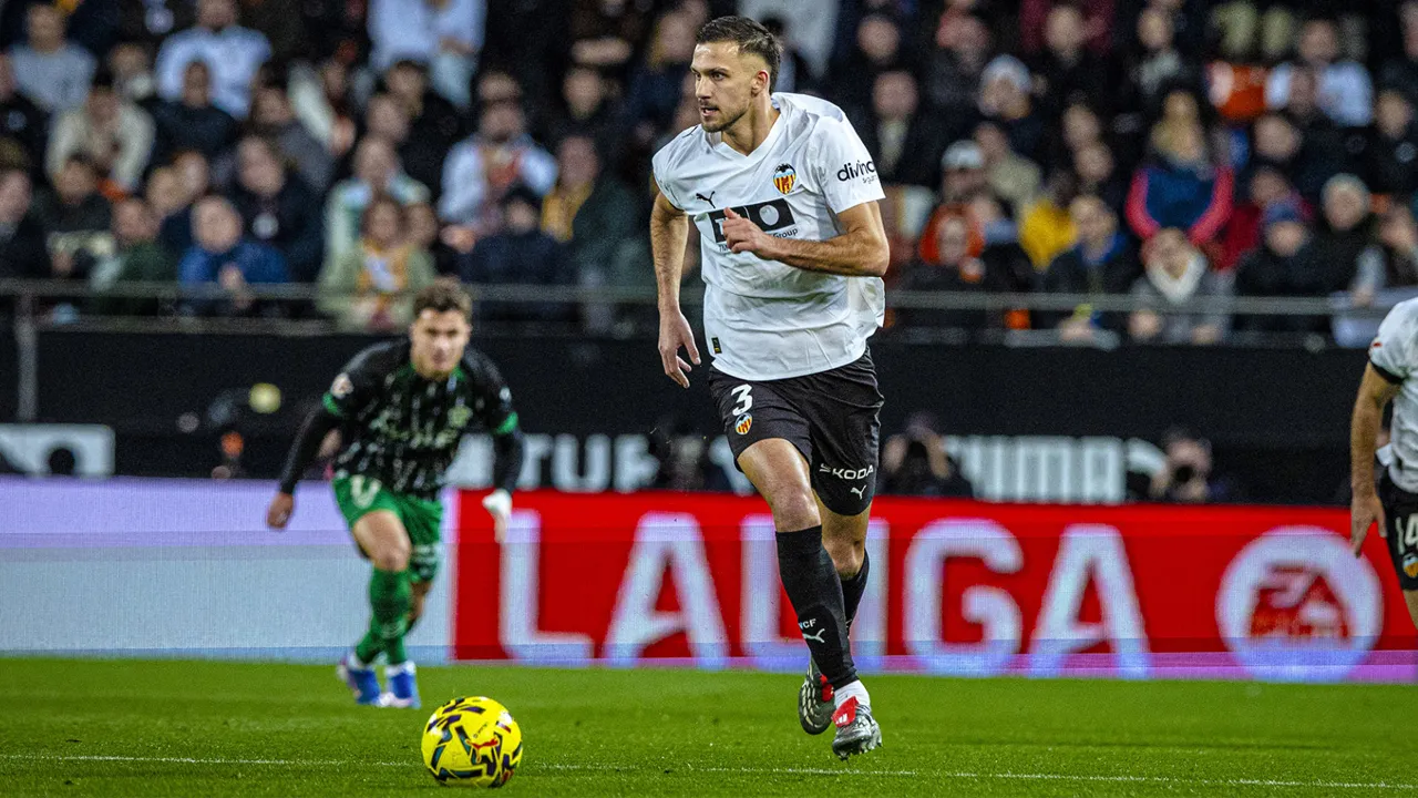 Copete Kecewa Valencia Gagal Amankan Tiga Poin Saat Hadapi Elche