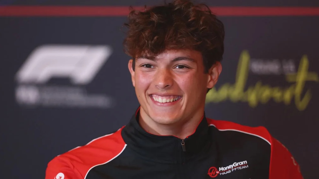 Ferrari Diam-diam Siapkan Oliver Bearman untuk Gantikan Hamilton