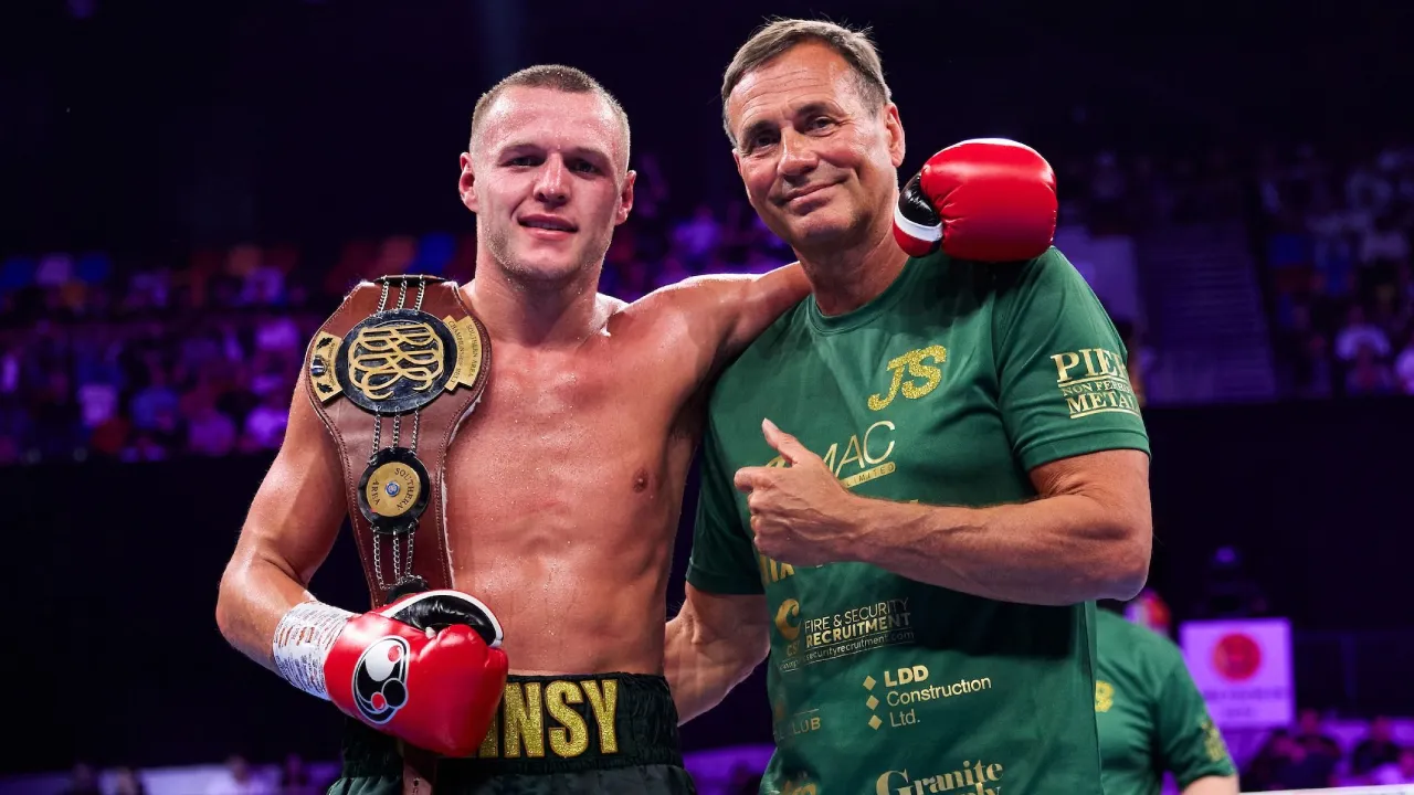 Fokus Jimmy Sains saat ini adalah membangun jalurnya sendiri, setahap demi setahap. (Foto: Fight TV)