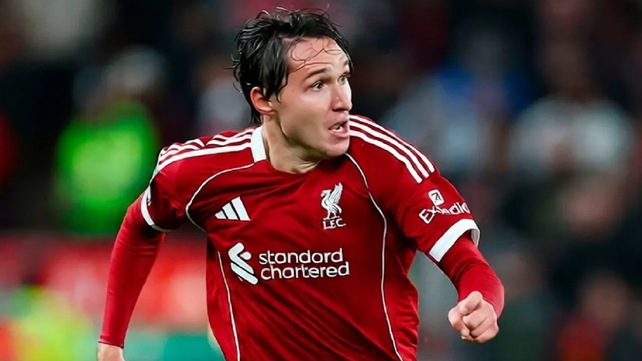 Federico Chiesa dikaitkan untuk kembali ke Turin (Image: Getty)