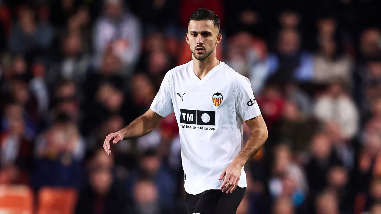 Lupakan Elche, Copete Minta Valencia Fokus ke Dua Laga Berikutnya