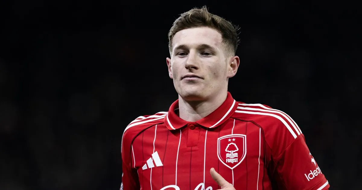 Man United Siap Rekrut Elliot Anderson Musim Panas Ini - sumber: (manchestereveningnews)