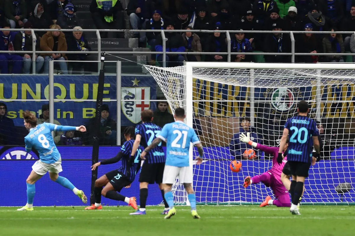 Penampilan Gemilang McTominay, Hasil Imbang Inter vs Napoli[embed]https://www.youtube.com/watch?v=yn42dkmrzUQ[/embed] - sumber: (footballitalia)