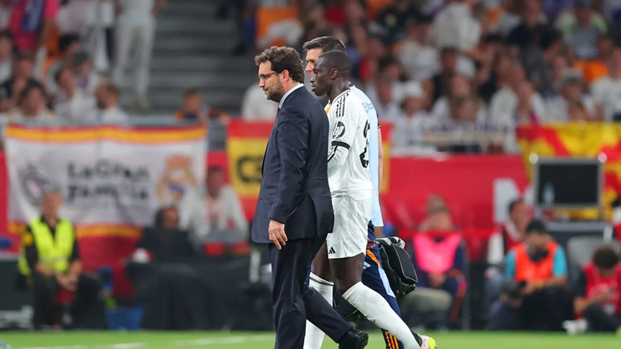 Real Madrid Frustasi dengan Kondisi Kebugaran Ferland Mendy