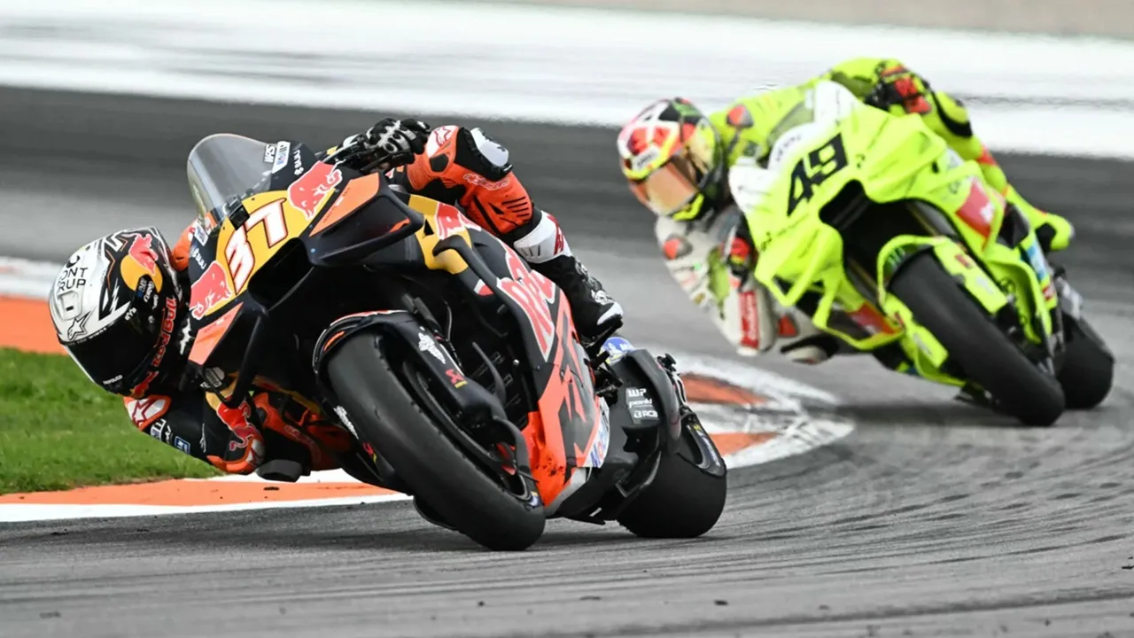 Pedro Acosta dan Fabio Di Giannantonio