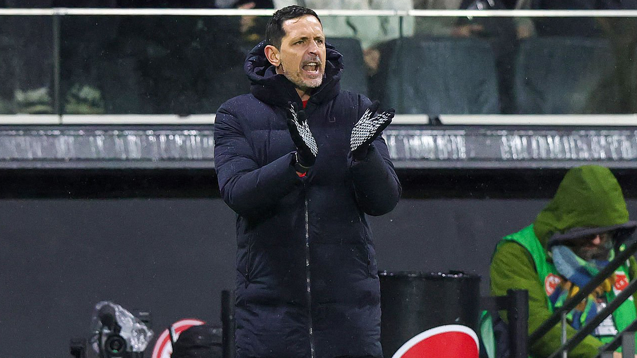 Meski Berat, Dino Toppmoller Optimis Frankfurt Kalahkan Stuttgart