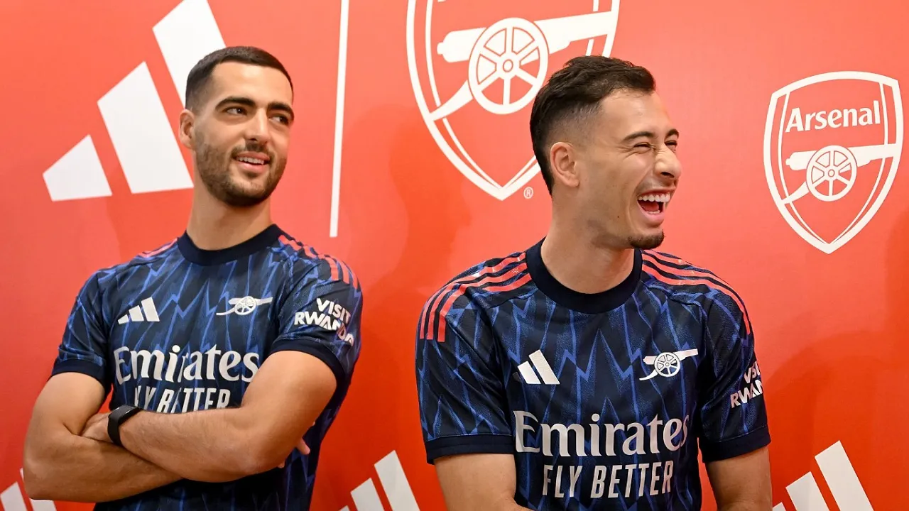 Mikel Merino dan Gabriel Martinelli. (Foto: David Price/Getty Images)