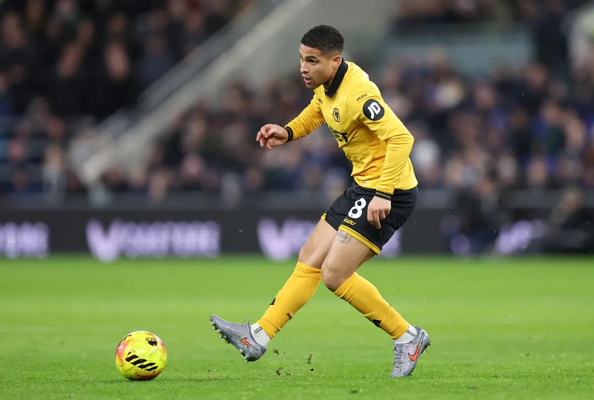 Napoli Capai Kesepakatan dengan Gelandang Wolves João Gomes - sumber: (footballitalia)