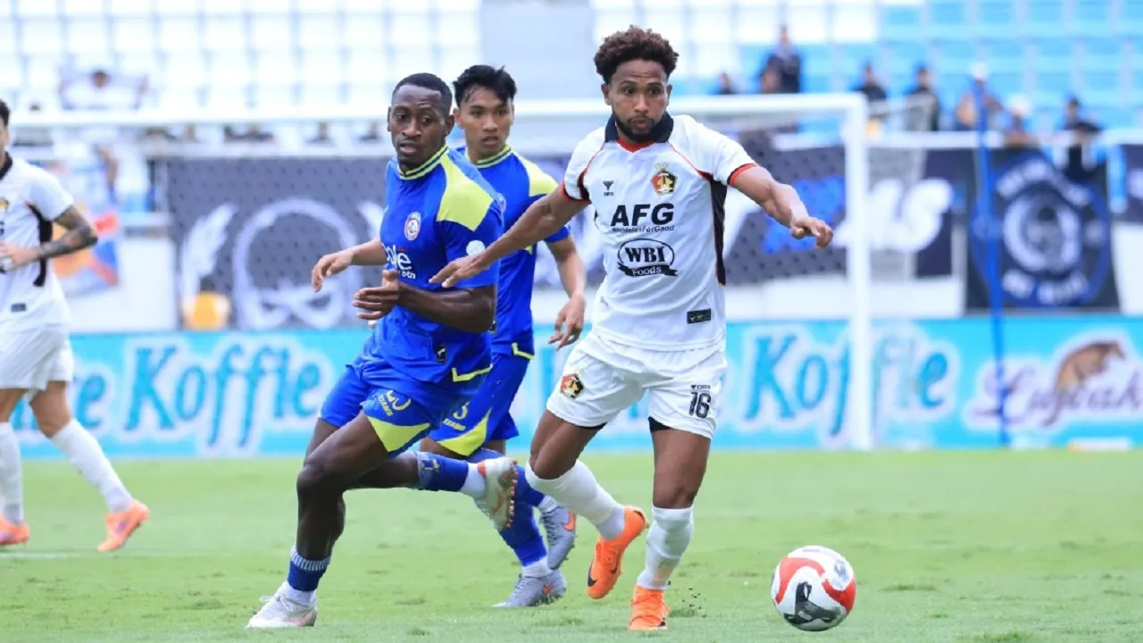 Gelandang Persik Kediri, Williams Lugo di laga kontra Arema FC/foto dok ILeague