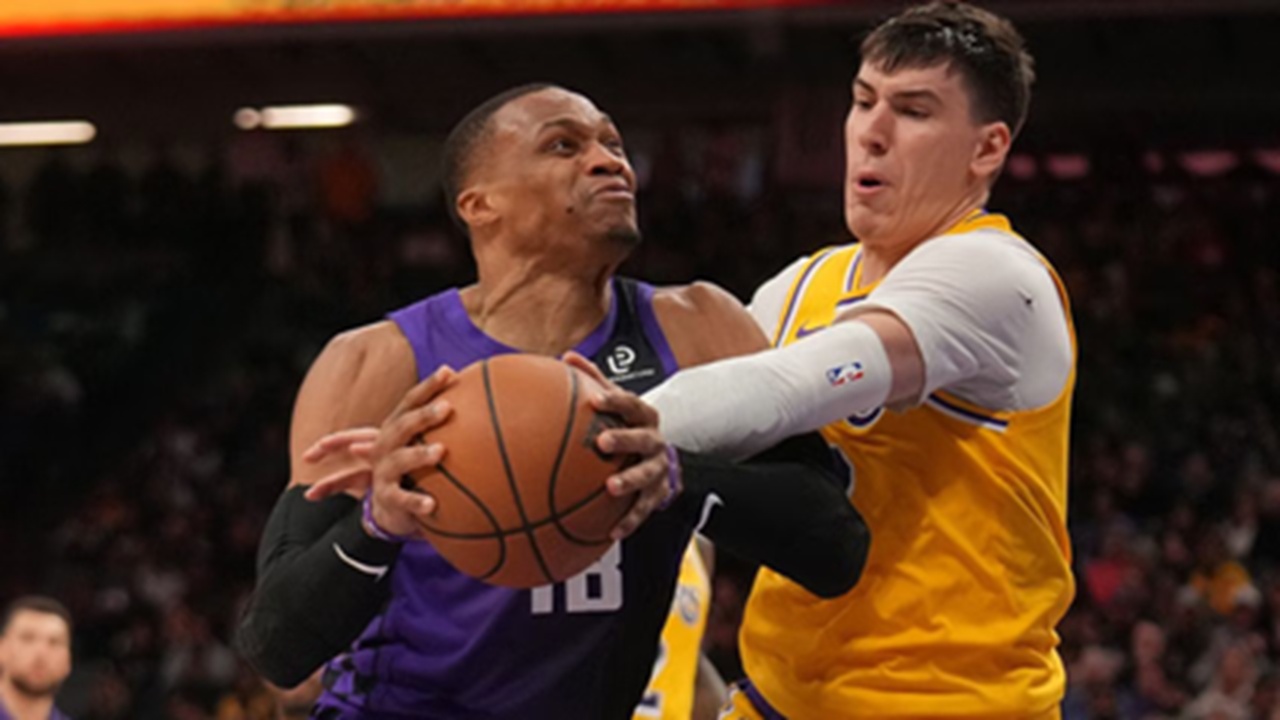 Russell Westbrook Menikmati Momen Mengalahkan Lakers