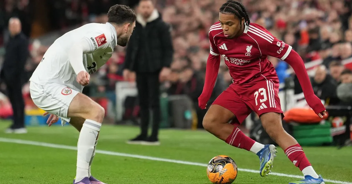 Szoboszlai Butuh Transfer, Ngumoha Lanjutkan Langkah - sumber: (liverpoolecho)