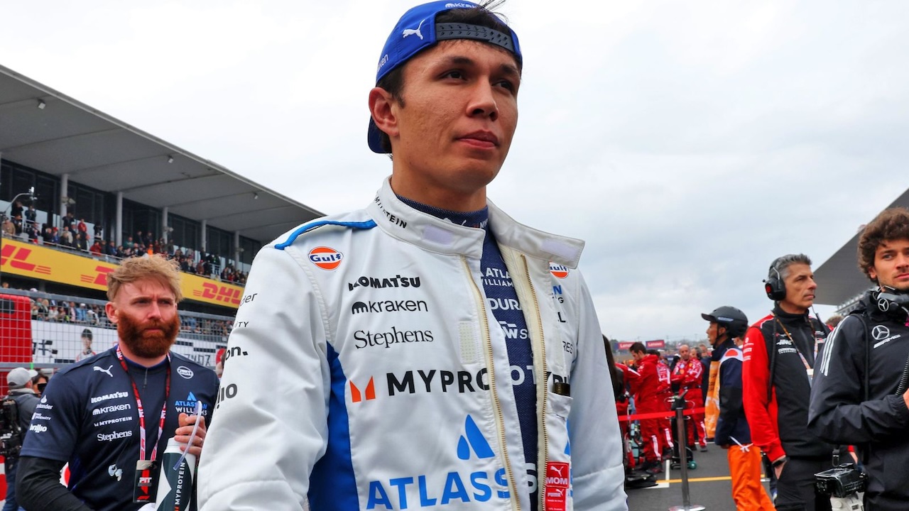 Terinspirasi Sainz, Alex Albon Kejar Podium Perdana Bersama Williams