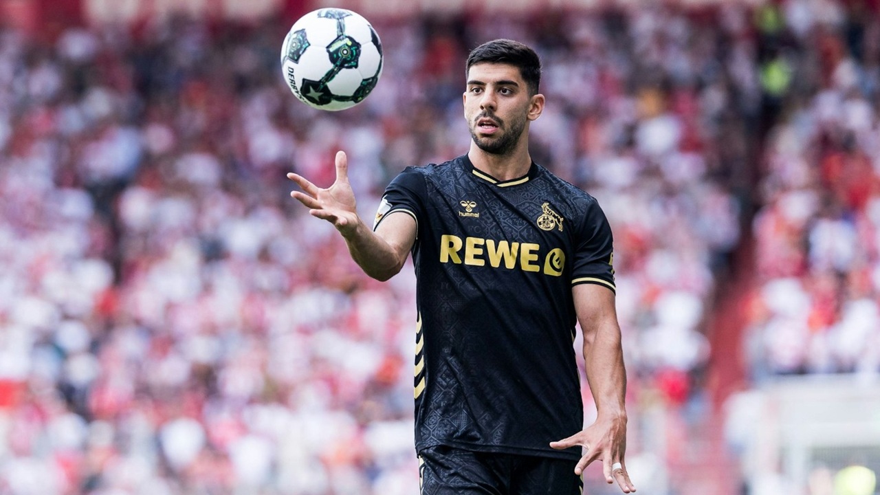 Kejutan! Pelatih FC Koln Pastikan Pasang Bek Underperform Lawan Bayern