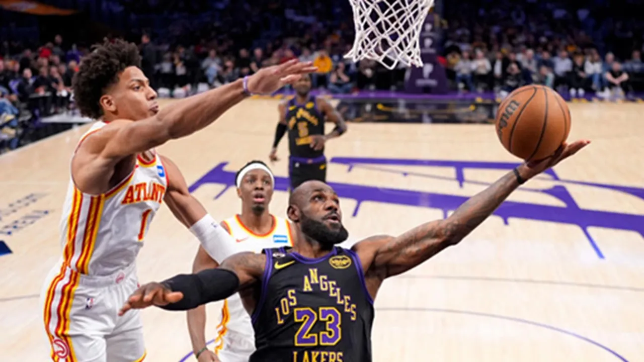 Lakers Hentikan Kekalahan Beruntun Usai Hancurkan Hawks
