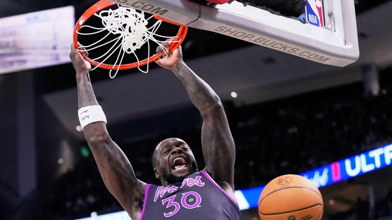 Timberwolves Pecundangi Bucks meski Tanoa Gobert dan Edwards