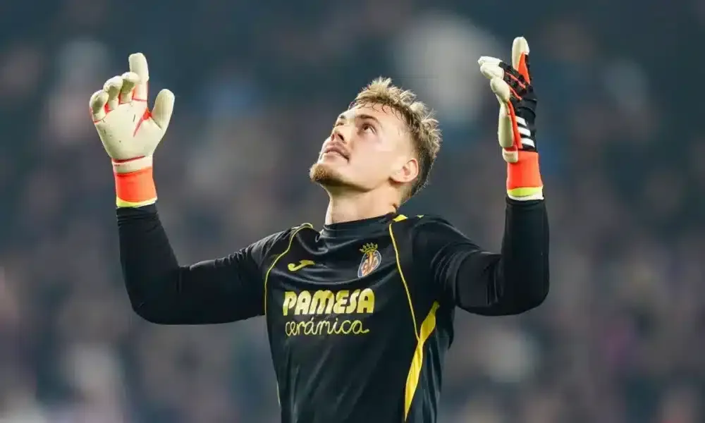 West Ham Bahas Pembelian Filip Jorgensen dari Chelsea - sumber: (footballtalk)