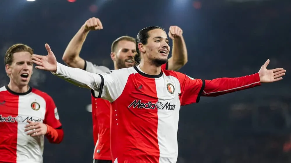 Chelsea Jajaki Transfer Anis Hadj Moussa dari Feyenoord - sumber: (footballtalk)