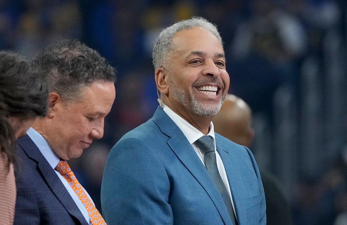 Hornets Pensiunkan Nomor 30 Dell Curry Maret 2026