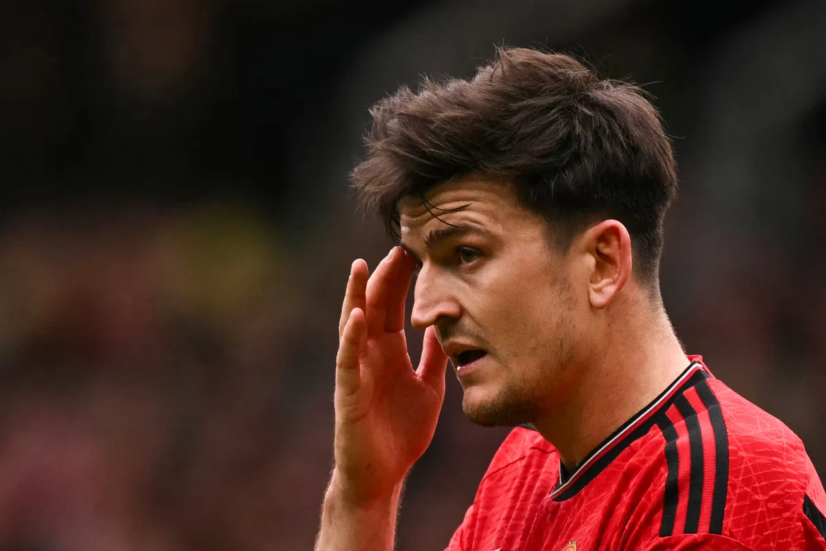 Inter, Napoli, Fiorentina Incar Bek MU, Maguire - sumber: (footballitalia)