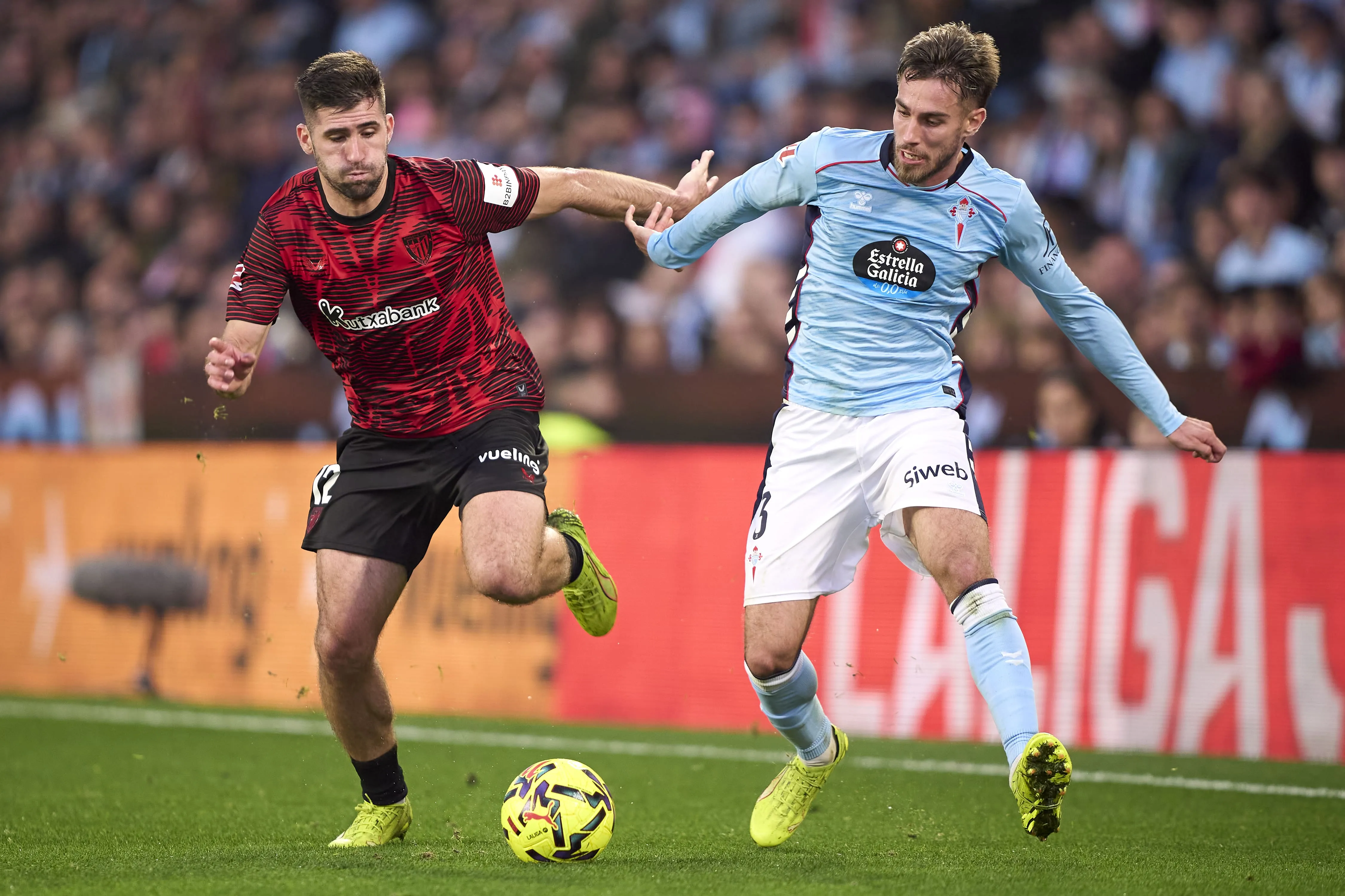 Juventus Rekrut Bek Spanyol Oscar Mingueza Gratis - sumber: (footballespana)