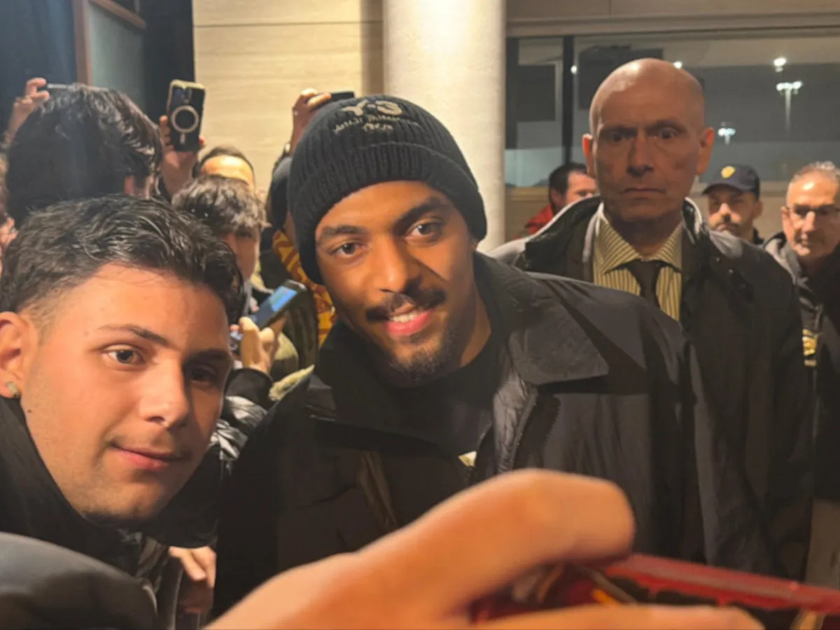 Malen Tiba di Roma, Segera Bergabung dengan AS Roma - sumber: (footballitalia)