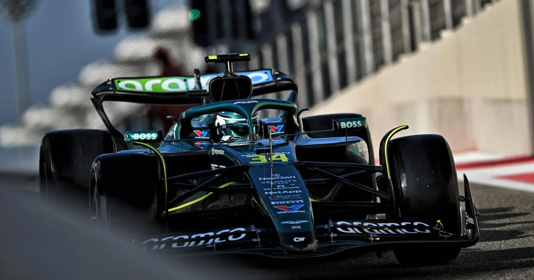 Pembalap Aston Martin: Diskusi Kontrak Masih Berlangsung - sumber: (racingnews365)