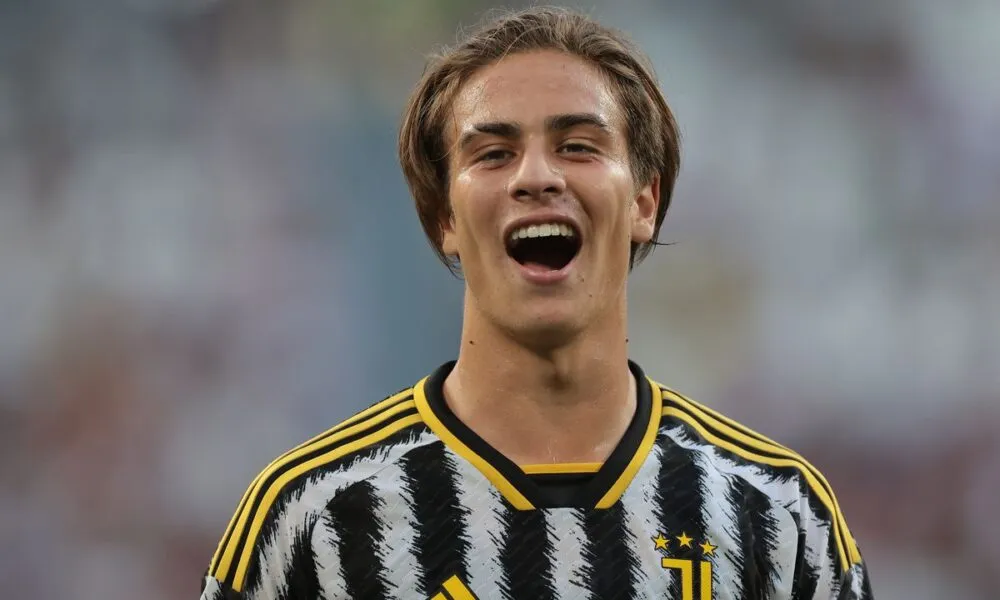 Man Utd, Tottenham, dan Liverpool Berebut Kenan Yildiz - sumber: (footballtalk)