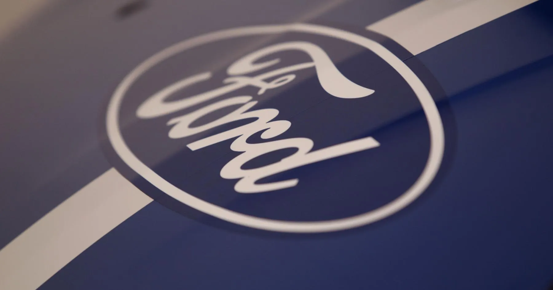 Penerus Henry Ford Sampaikan Surat Emosional Saat Livery Red Bull Diluncurkan - sumber: (racingnews365)