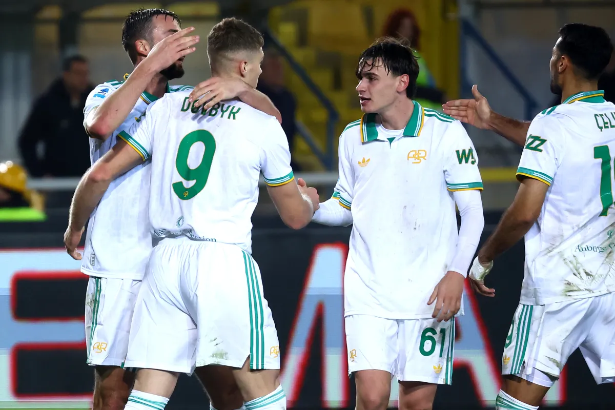 Penyerang Roma, Dovbyk, Jalani Operasi Akibat Cedera - sumber: (footballitalia)