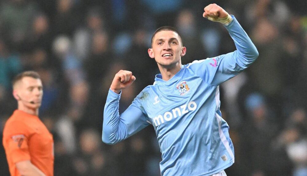 West Ham Bidik Bobby Thomas dari Coventry City