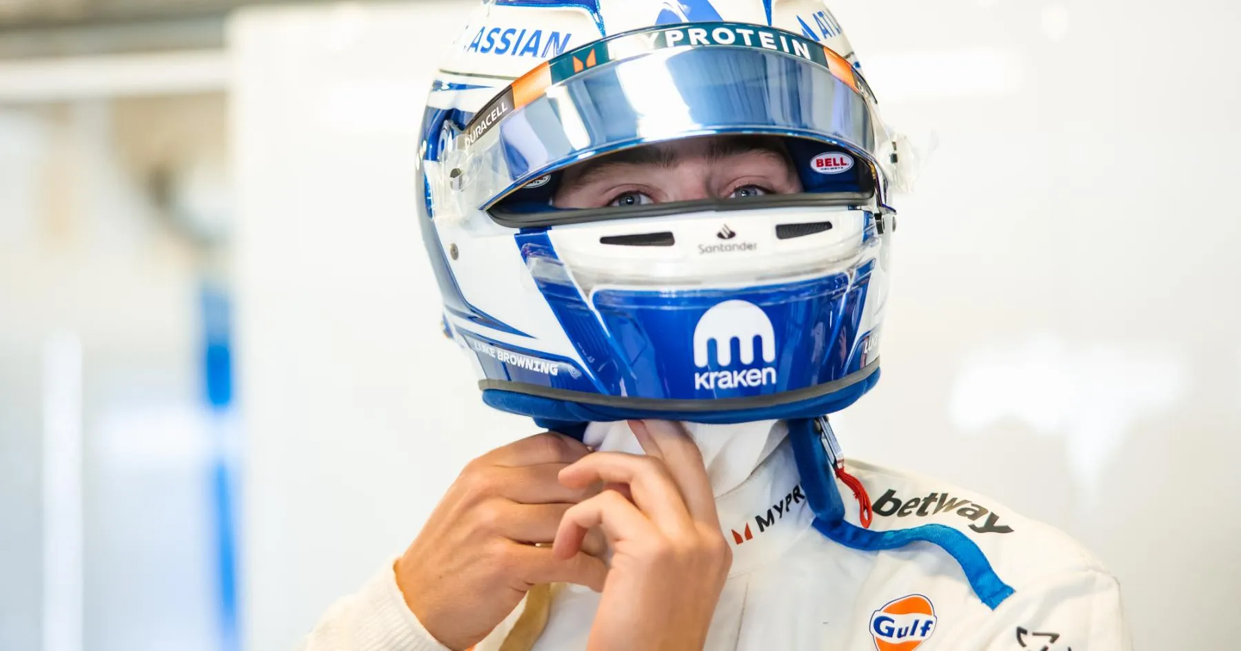 Williams Umumkan Luke Browning sebagai Pembalap Cadangan 2026 - sumber: (racingnews365)