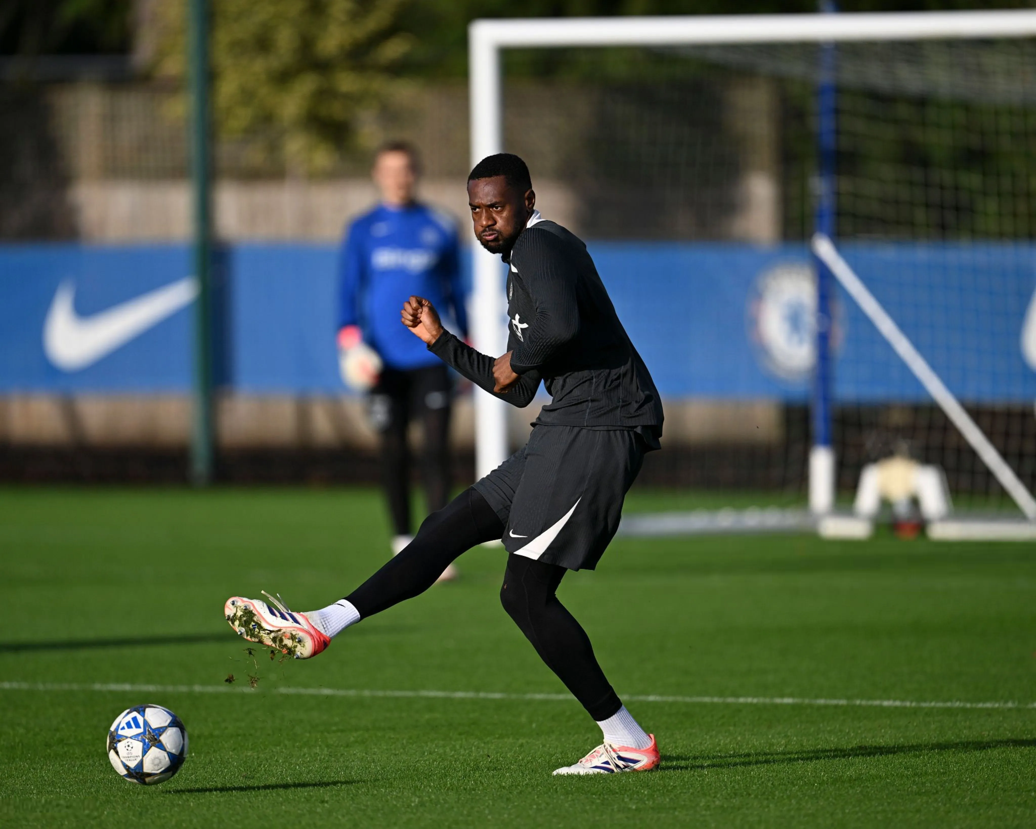 Chelsea Pertimbangkan Jual Tosin untuk Transfer Januari - sumber: (chelseanews)