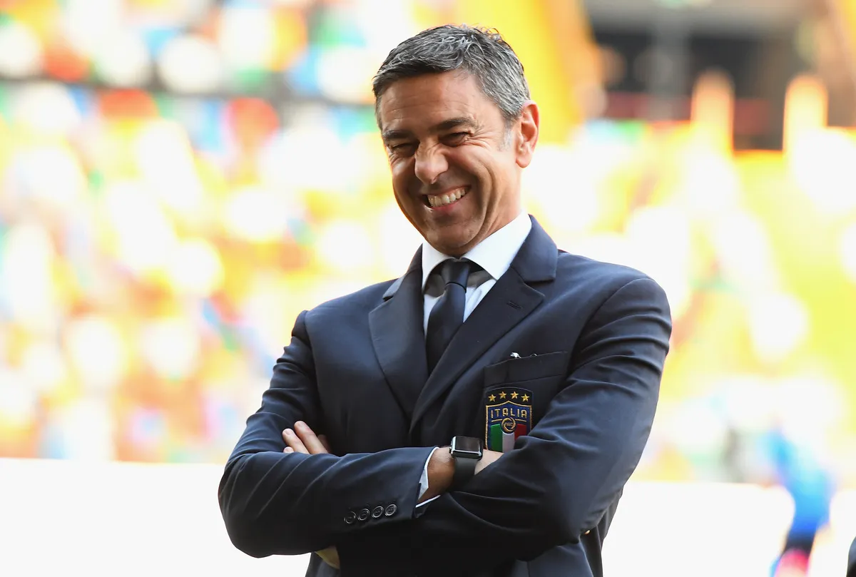 Costacurta: Leao Showman, Mourinho Tak Menarik bagi Saya - sumber: (footballitalia)