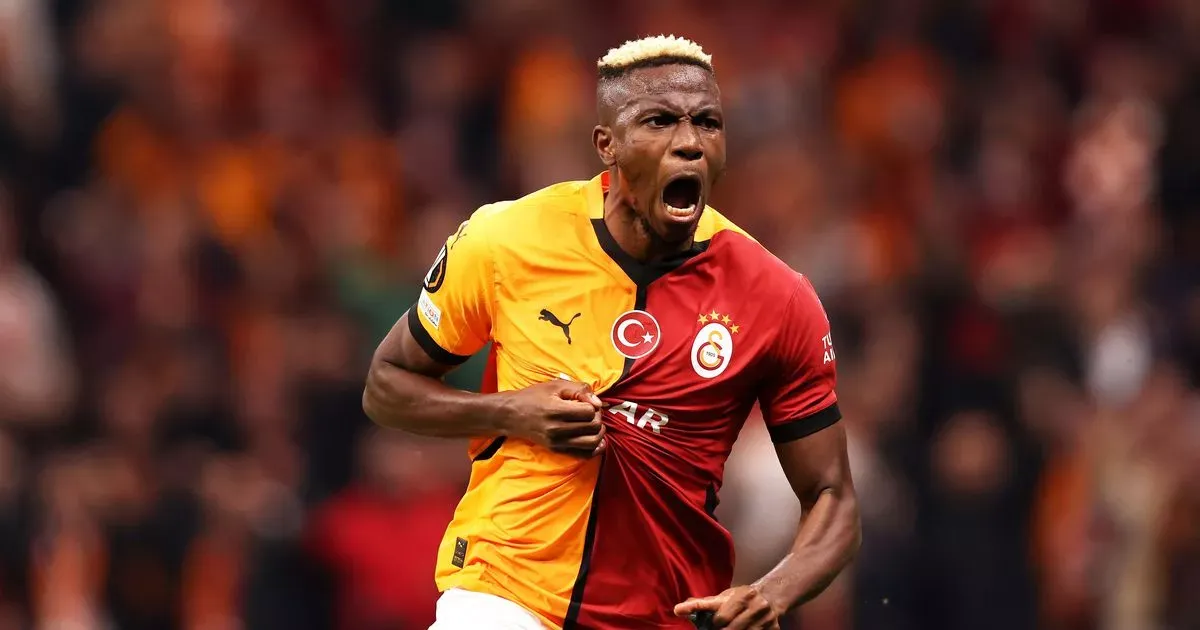 Osimhen Siap ke Man United Jika Ada Tawaran Resmi - sumber: (manchestereveningnews)