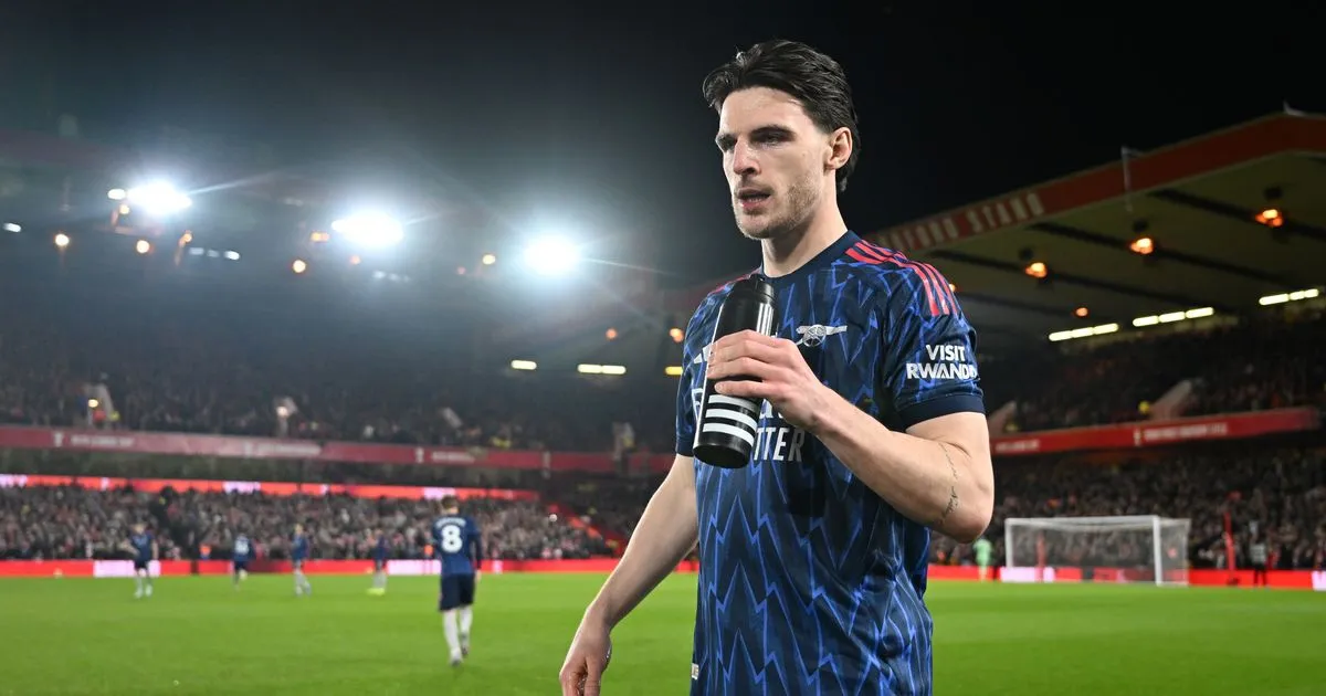 Declan Rice Merasa Tertekan Usai Insiden di Terowongan Arsenal - sumber: (footballlondon)