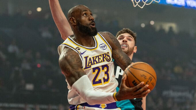 Lakers Ditekuk Blazers, LeBron Minta Tingkatkan Akurasi