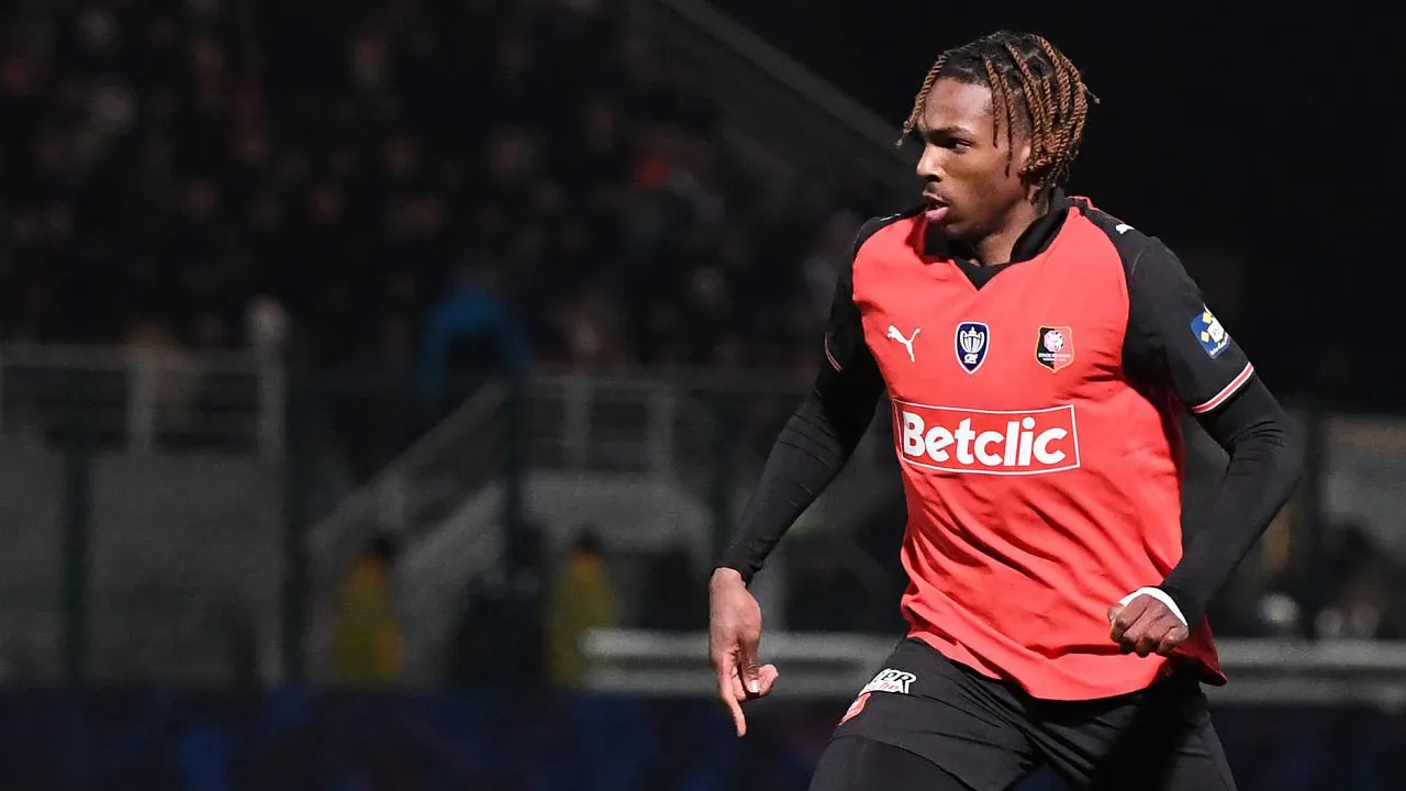 Jeremy Jacquet dari Rennais saat pertandingan Piala Prancis antara Chantilly dan Rennes pada 11 Januari 2026 di Stade Pierre Brisson di Beauvais, Prancis. (Foto: Anthony Bibard/FEP/Icon Sport)