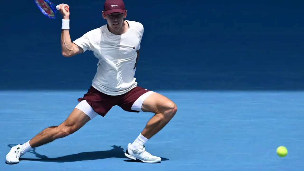 Alex De Minaur [image: AAP]