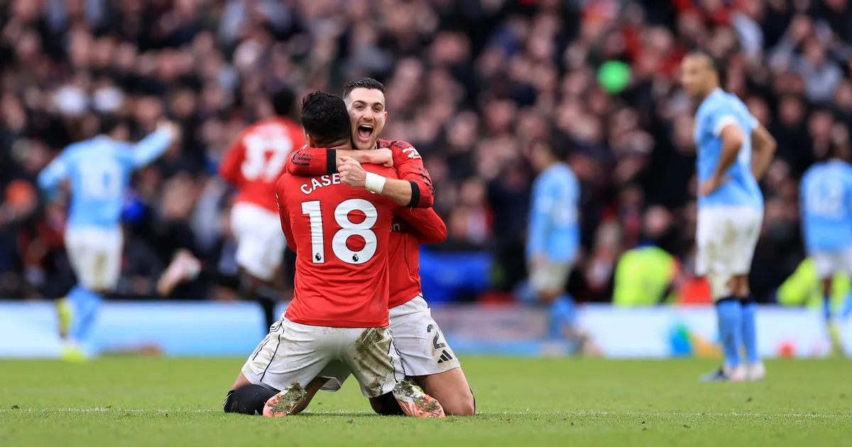 Keputusan Kontrak £15 Juta: Kehilangan Bagi Man United - sumber: (manchestereveningnews)