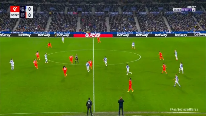 Oyarzabal Bawa Real Sociedad Ungguli Barcelona - sumber: (footballespana)