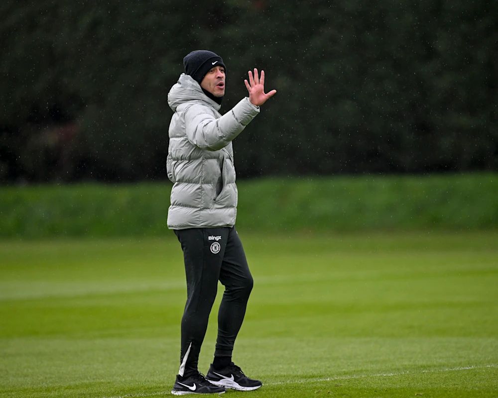 Chelsea Latih Pemain Baru Saat Cari Bek Tengah Baru