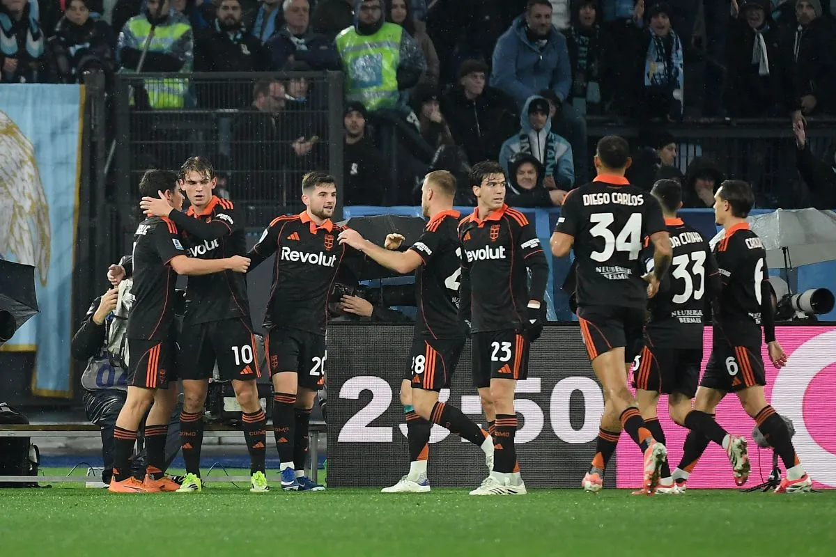 Como Hancurkan Lazio 3-0, Nico Paz Jadi Bintang Lapangan - sumber: (footballitalia)