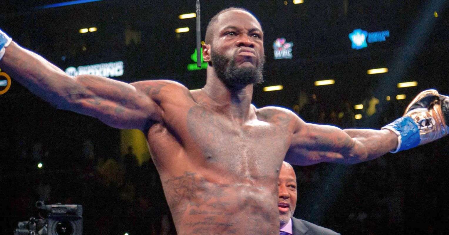 Deontay Wilder Pilih Joe Louis sebagai Lawan Fantasi - sumber: (secondsout)