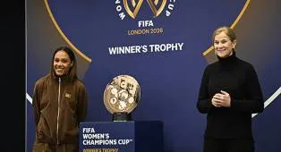 FIFA Resmi Luncurkan Trofi untuk Piala Champions Wanita Antar Klub Dunia