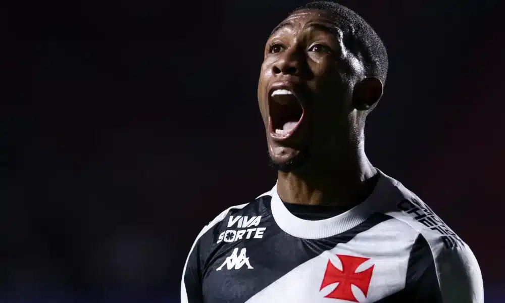 Man Utd Pantau Bintang Muda Vasco da Gama, Rayan - sumber: (footballtalk)