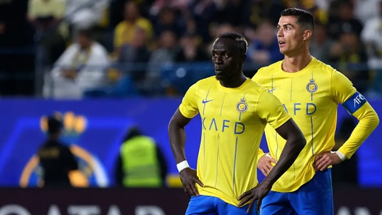 Sadio Mane dan Cristiano Ronaldo saat memperkuat Al-Nassr