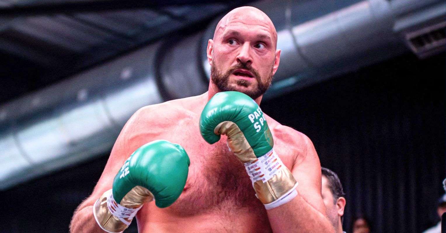 Tyson Fury Mampu Bersaing di Era Emas Holyfield - sumber: (secondsout)