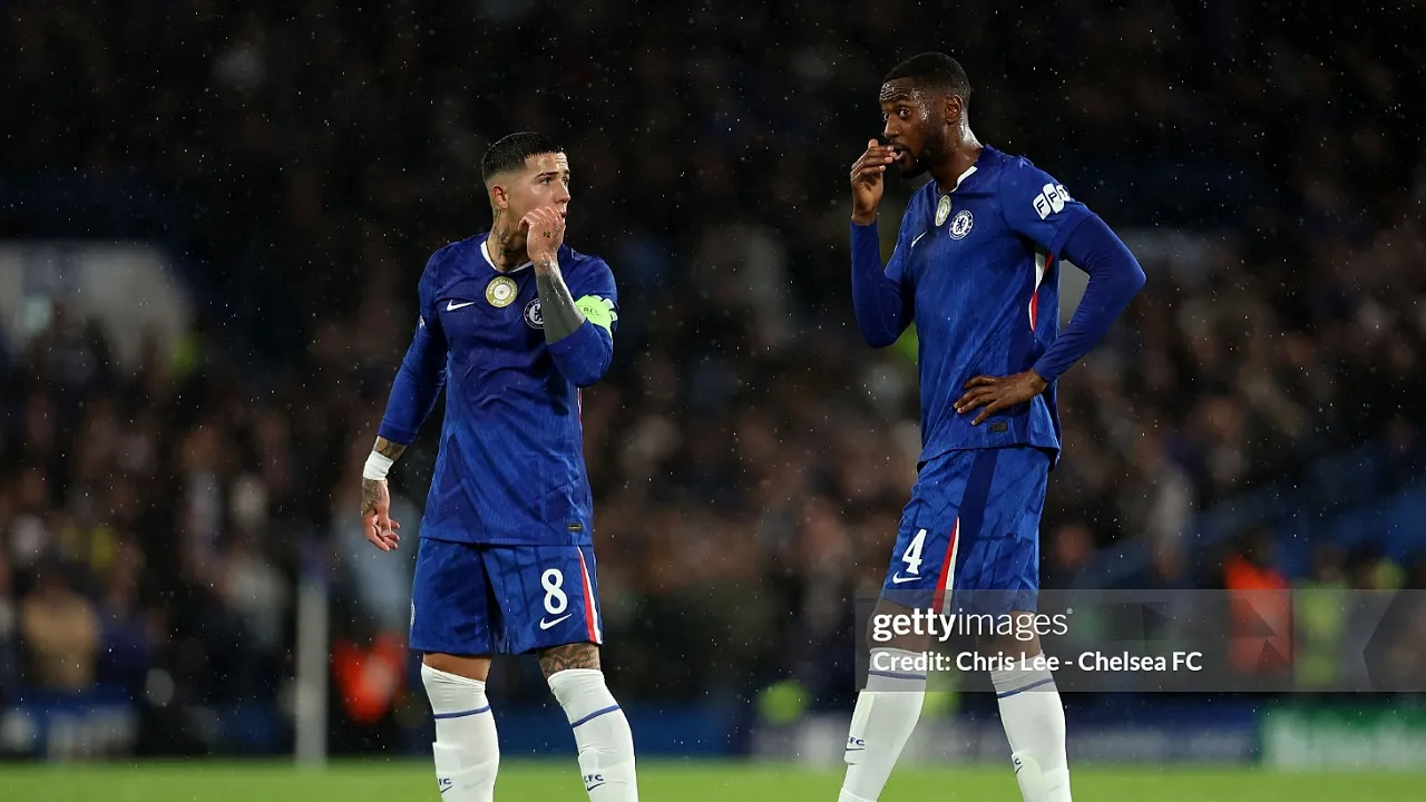 Duo Chelsea, Enzo Fernandez dan Tosin Adarabioyo