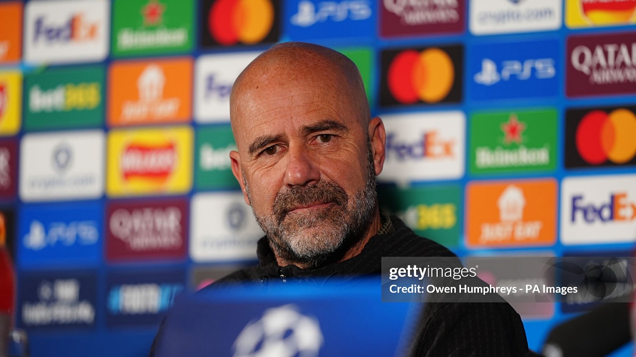 Peter Bosz Kagumi Newcastle Jelang Duel Lawan PSV