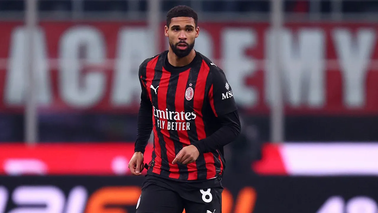 Gelandang AC Milan, Ruben Loftus-Cheek.